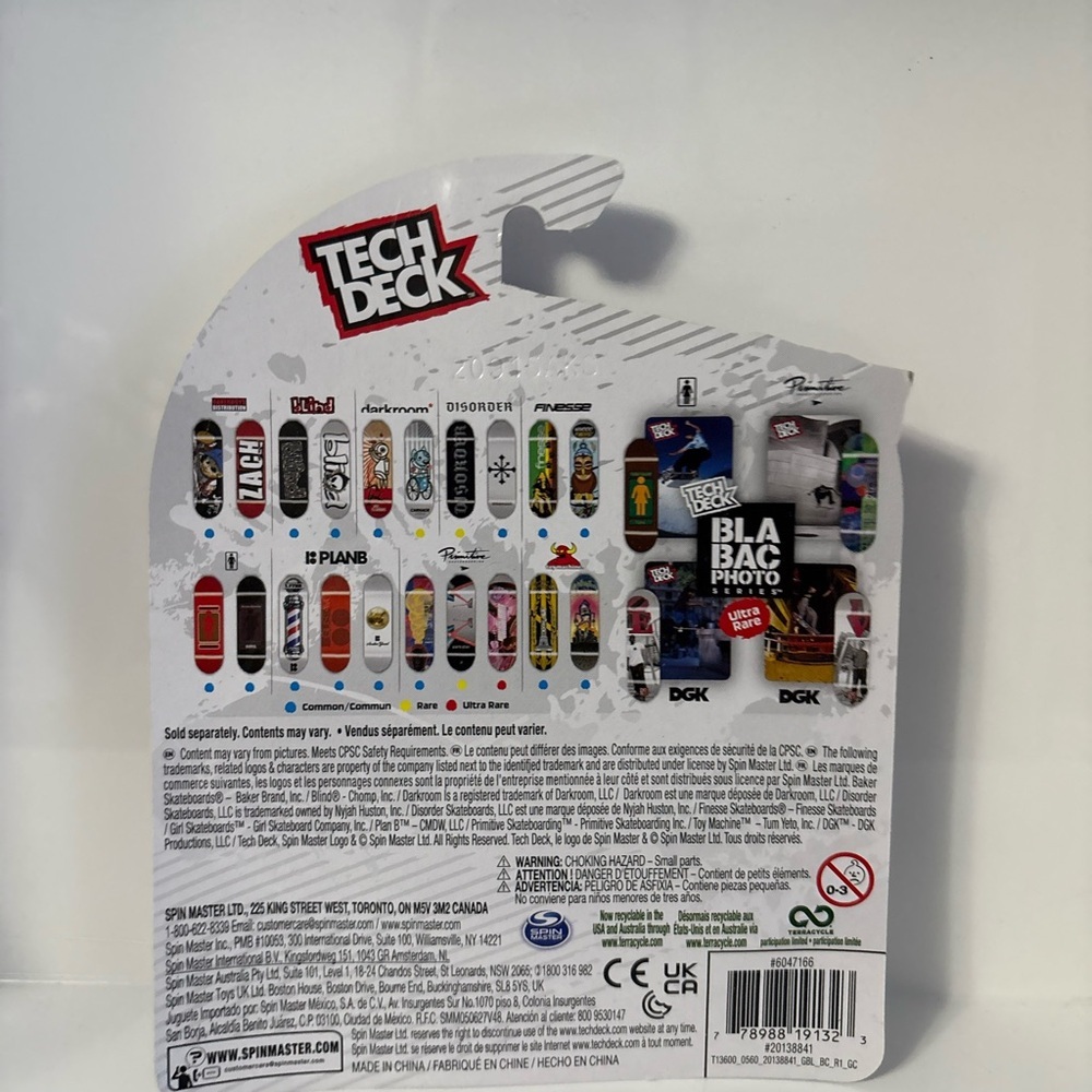ULTRA RARE BRAND NEW SEALED TECH DECK PRIMITIVE SERIES - Picture 2 of 2